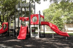 outdoor grounds with astroturf at claire's day school